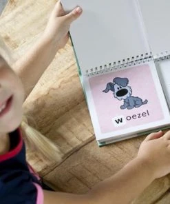 Zwijsen Woezel & Pip - Letterlegger 18 Zwijsen Woezel & Pip - Letterlegger -leerzame-spellen Verkoopwinkel 550x366 182