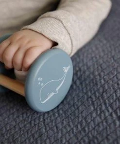 Little Dutch Rammelaar Roller Ocean +3M -leerzame-spellen Verkoopwinkel 550x366 97