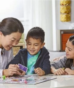 Hasbro Monopoly Discover Mijn Eerste Monopoly - Junior Uitgave English Version (Engelstalig) 10 Hasbro Monopoly Discover Mijn Eerste Monopoly - Junior Uitgave English Version (Engelstalig) -leerzame-spellen Verkoopwinkel 550x549 31