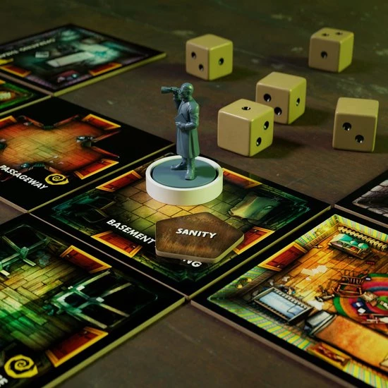 Hasbro Gaming Betrayal At The House On The - Vernieuwde Versie - Engelstalig - Bordspel 9 Hasbro Gaming Betrayal At The House On The - Vernieuwde Versie - Engelstalig - Bordspel - Afbeelding 7