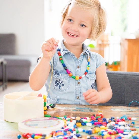 New Classic Toys - Houten Kralen In Box -260 Gr. 5 New Classic Toys - Houten Kralen In Box -260 Gr. - Afbeelding 3