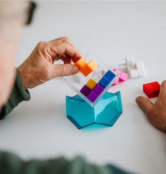 SmartGames - Cubiq - Denkspel - 80 Opdrachten 8 SmartGames - Cubiq - Denkspel - 80 Opdrachten - Afbeelding 6