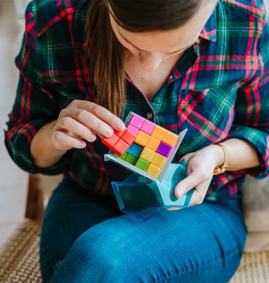 SmartGames - Cubiq - Denkspel - 80 Opdrachten 12 SmartGames - Cubiq - Denkspel - 80 Opdrachten - Afbeelding 10